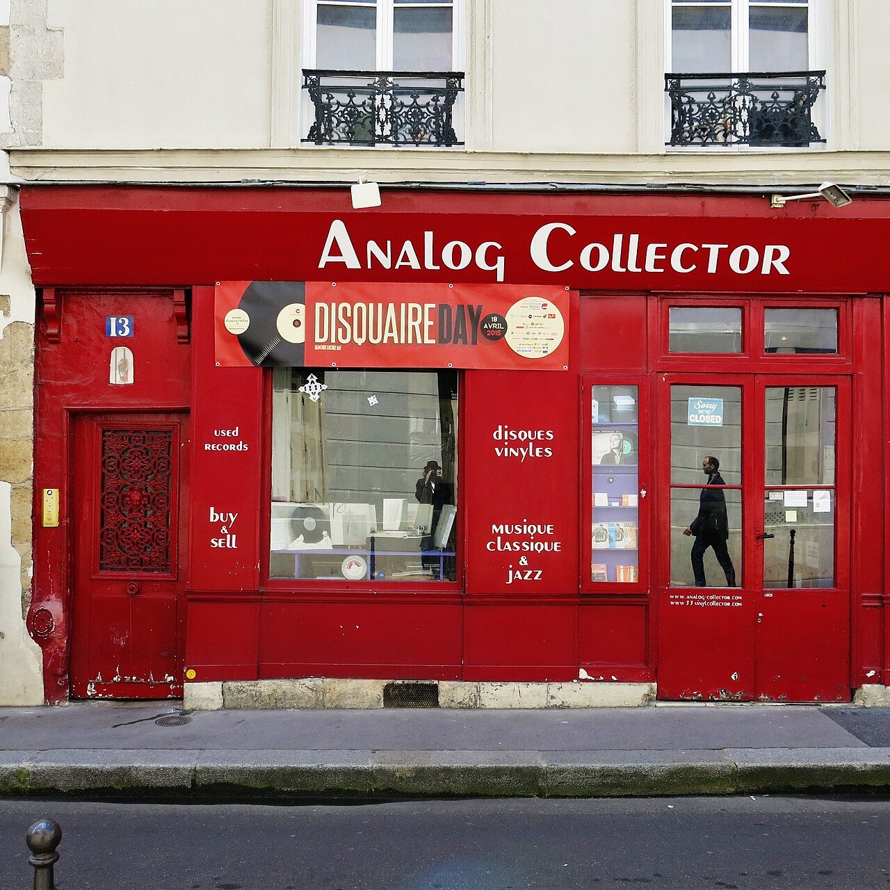 Devanture Analog Collector, Paris 4e